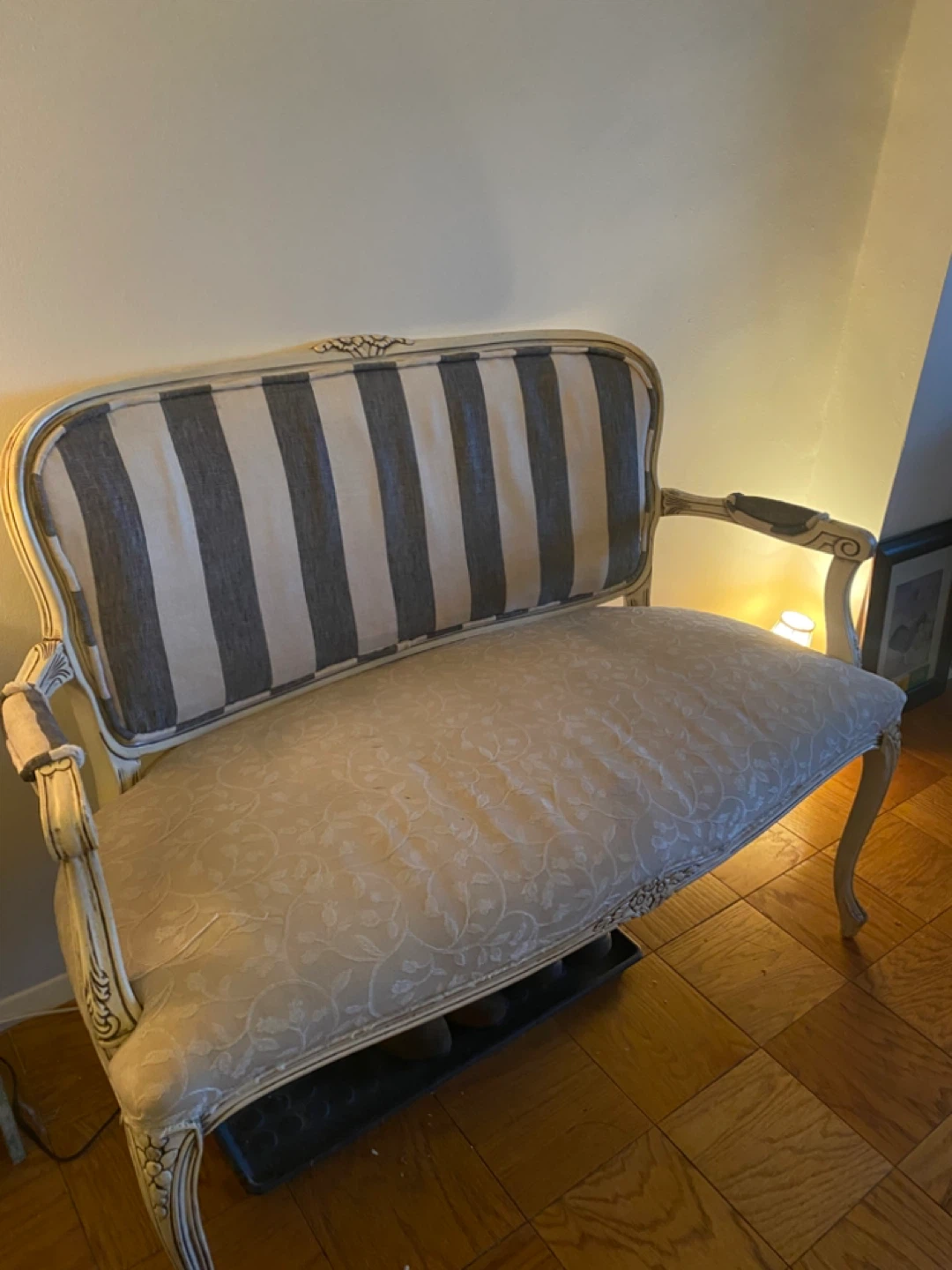 Vintage Style Settee Loveseat - photo 2