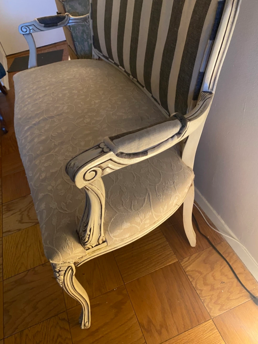 Vintage Style Settee Loveseat - photo 3