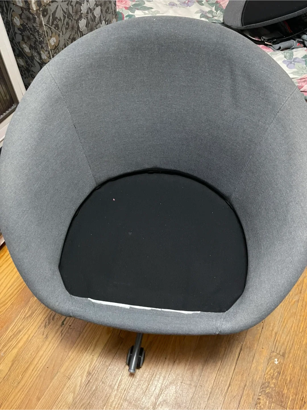 IKEA Skruvsta Swivel Chair - Grey image indicator(4)