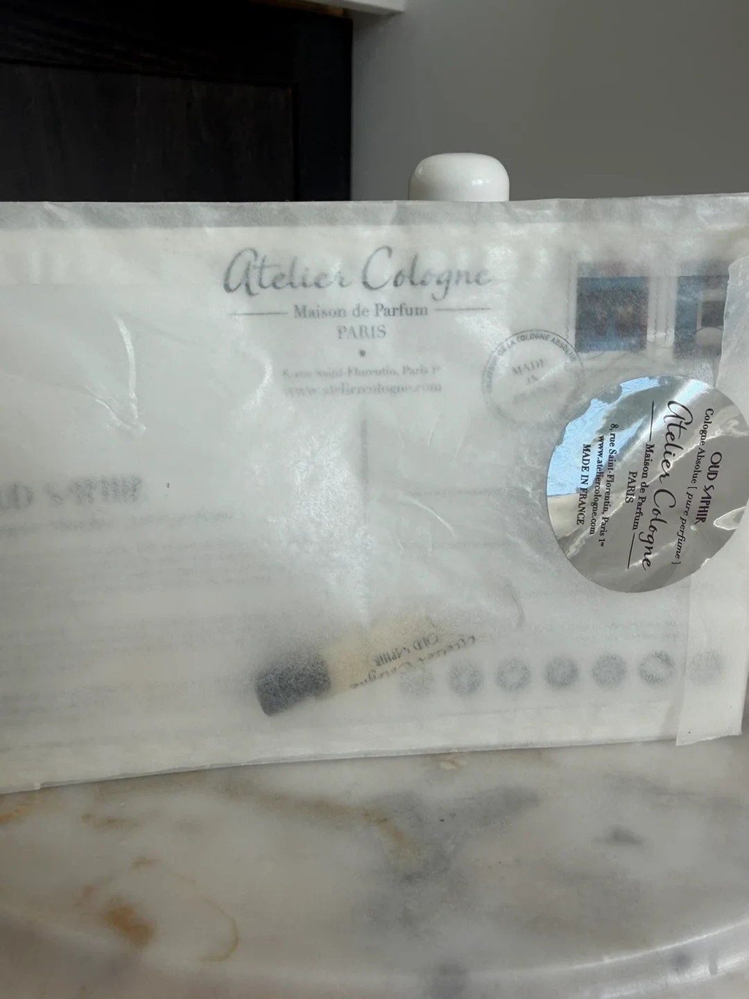 Clinic sample & Perfume Bundle image indicator(4)