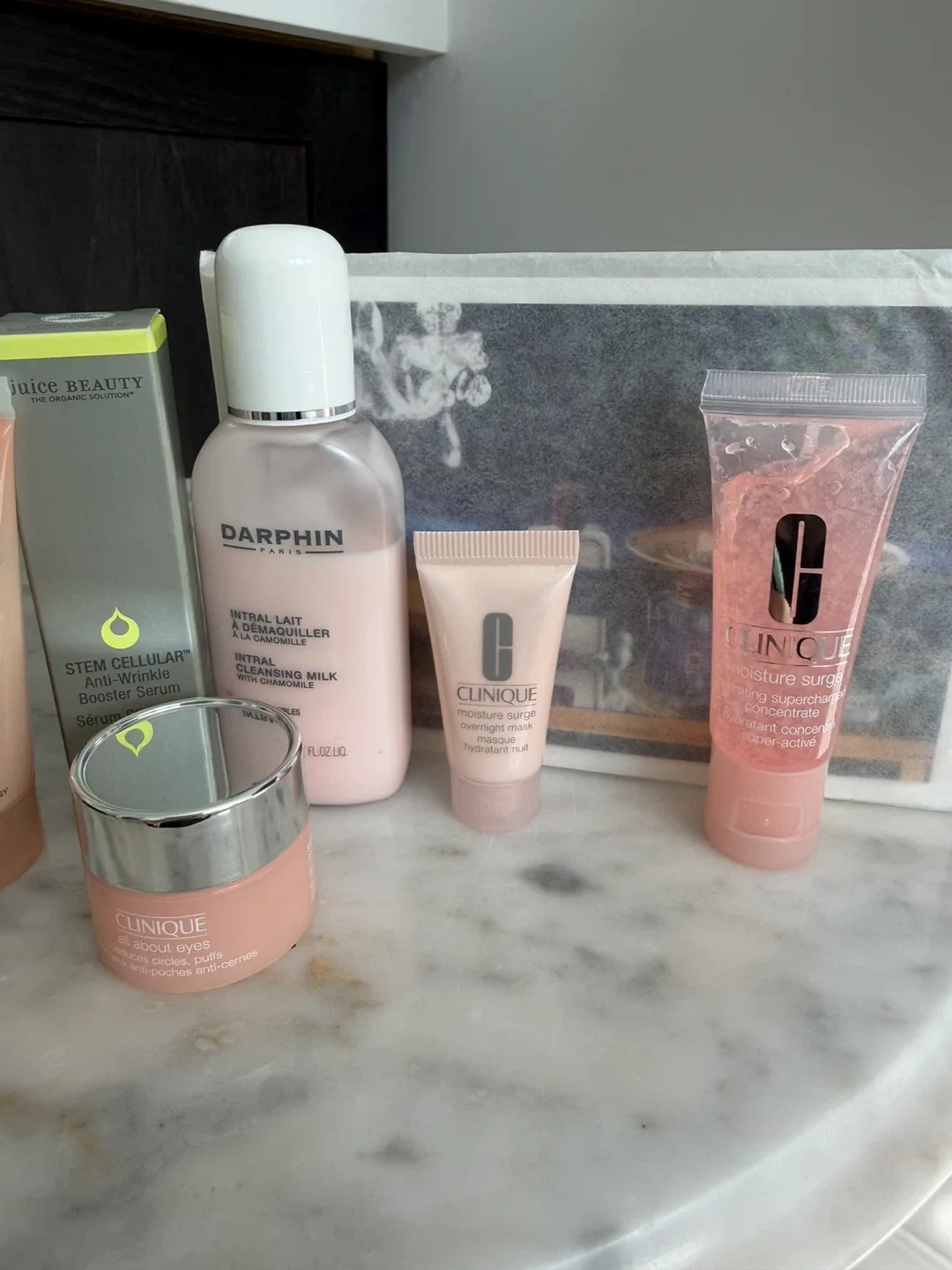 Clinic sample & Perfume Bundle image indicator(3)