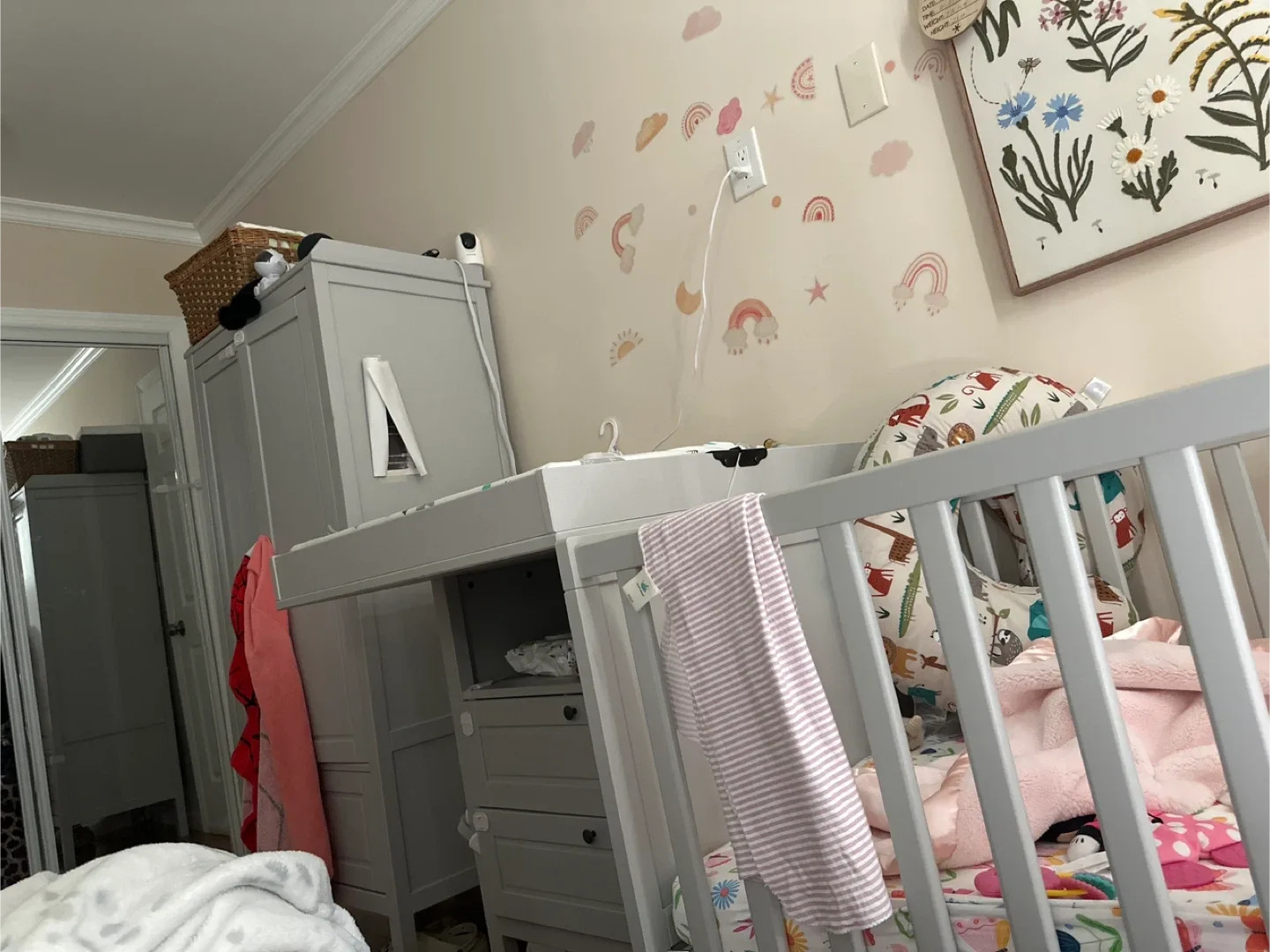 Convertible Crib and Changing Table Combo