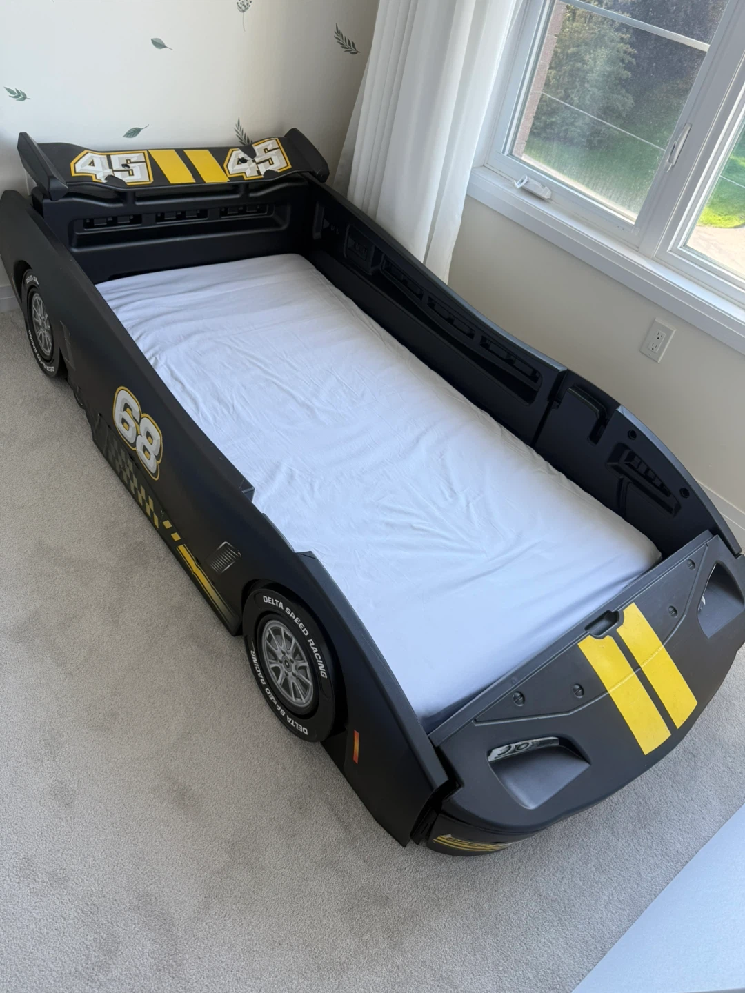 Twin Bed + Box - Delta Children Turbo Race Car Kids