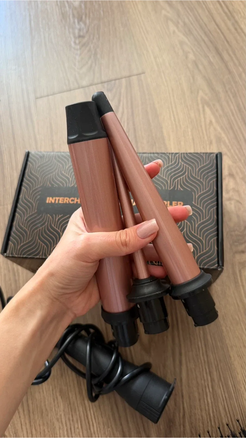 Interchangeable Hair Curler Set image indicator(2)