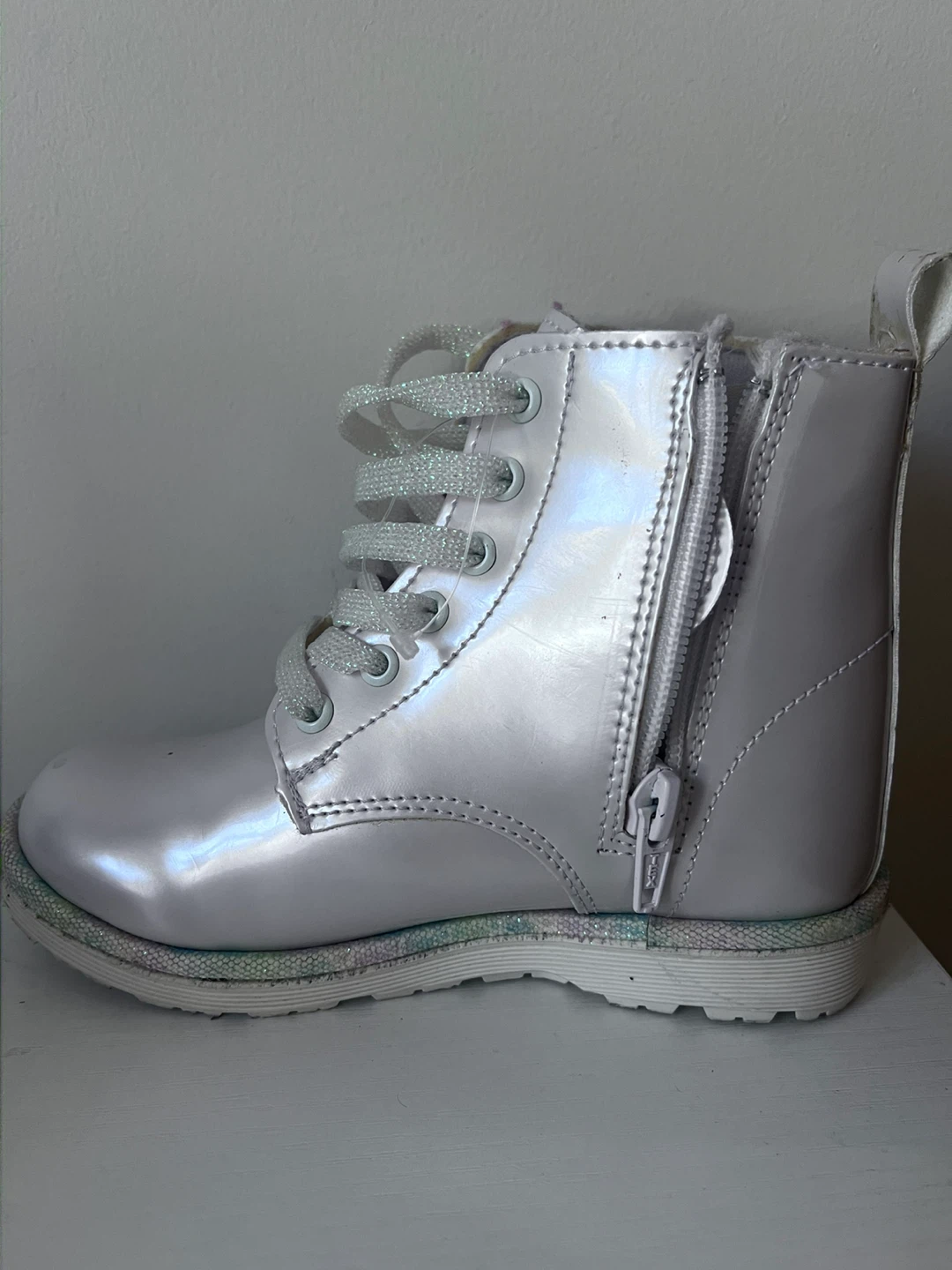 Cat & Jack Silver Glitter Light-Up Boots - photo 2