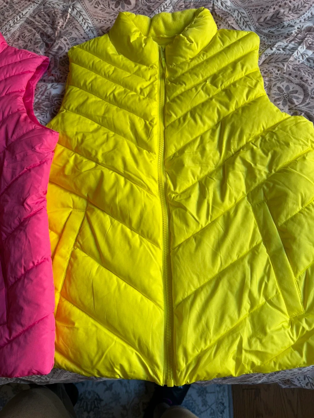 GAP Puffer Vest - Yellow & Pink image indicator(2)