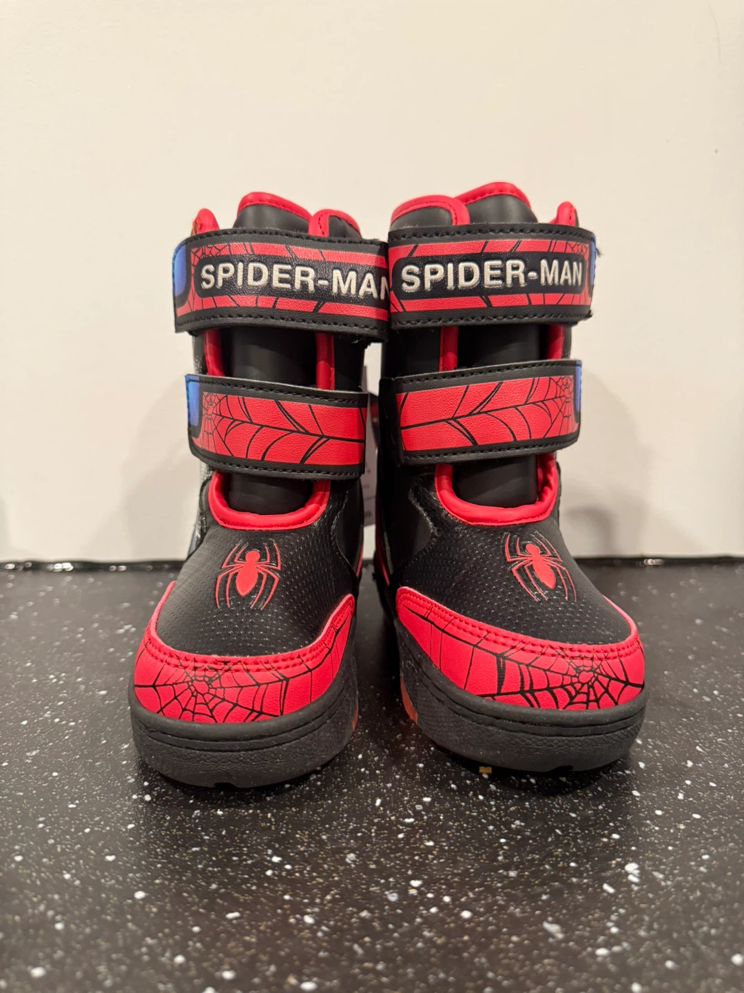 Spider-Man light up 💡Marvel Toddler snowboots size 8 - photo 3