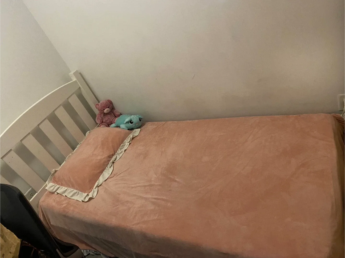 Twin Bed Frame with mattress image indicator(3)