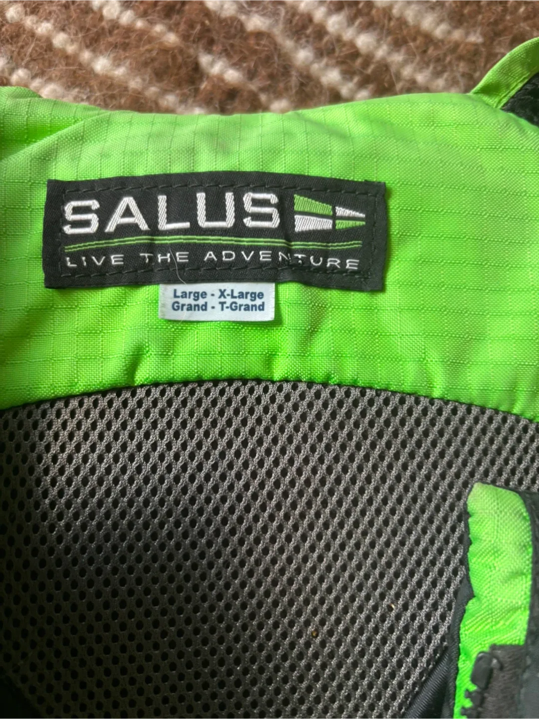 Salus Life Jacket - Large/X-Large image indicator(2)