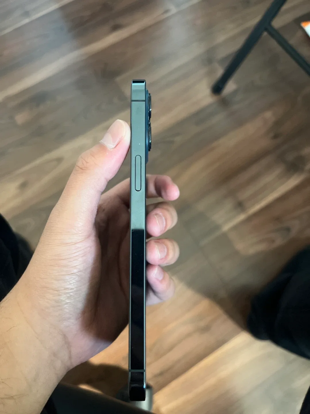 iPhone 12 Pro Max - Graphite image indicator(3)