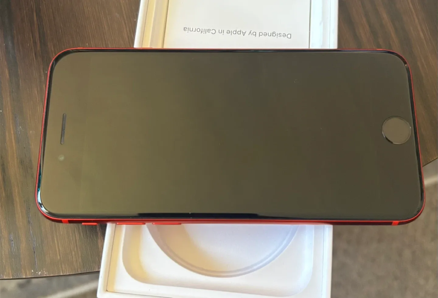 Apple iPhone SE (PRODUCT)RED - Like New! image indicator(2)