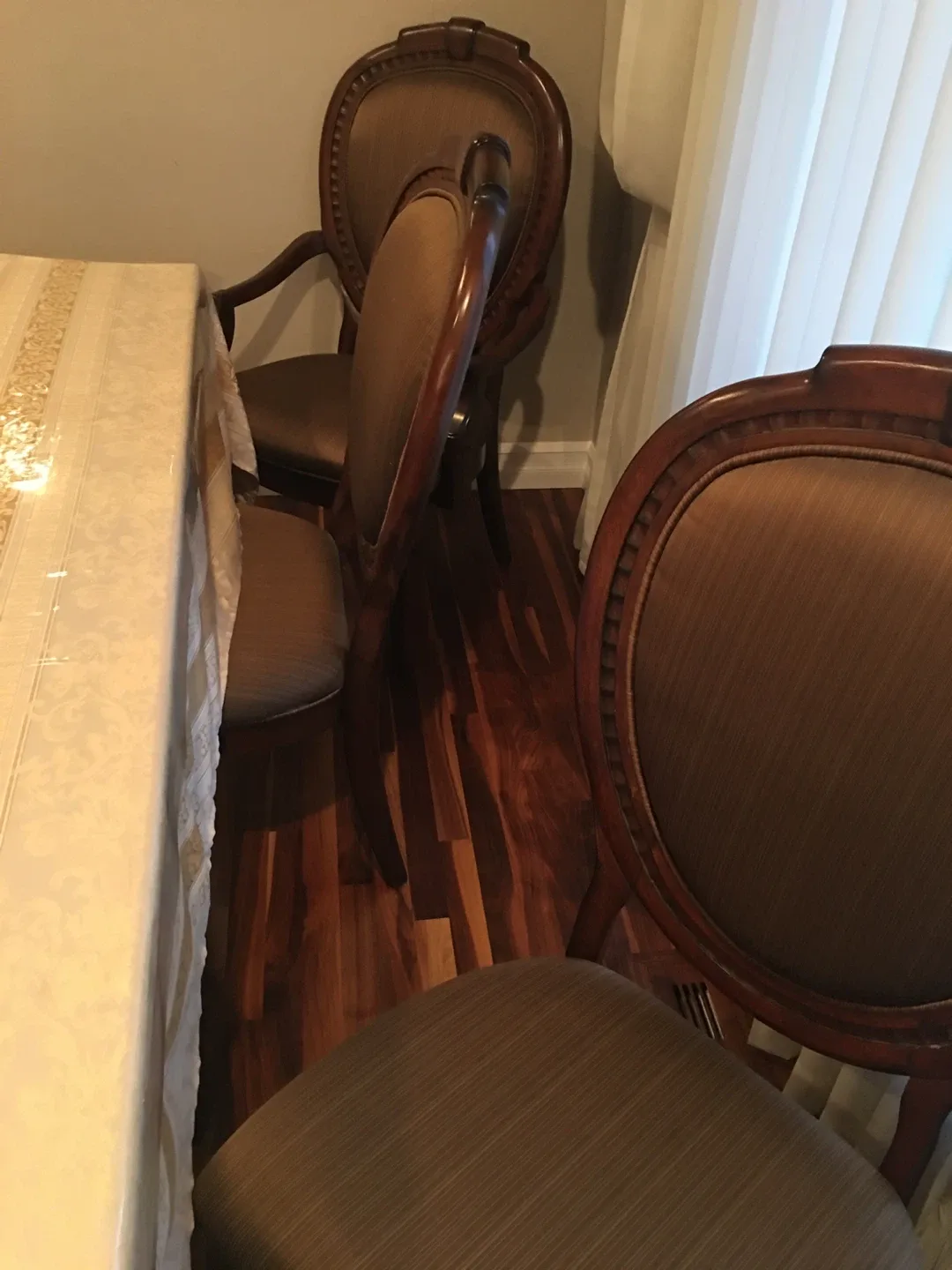 Fairmont Designs Dining Table & Chairs image indicator(7)