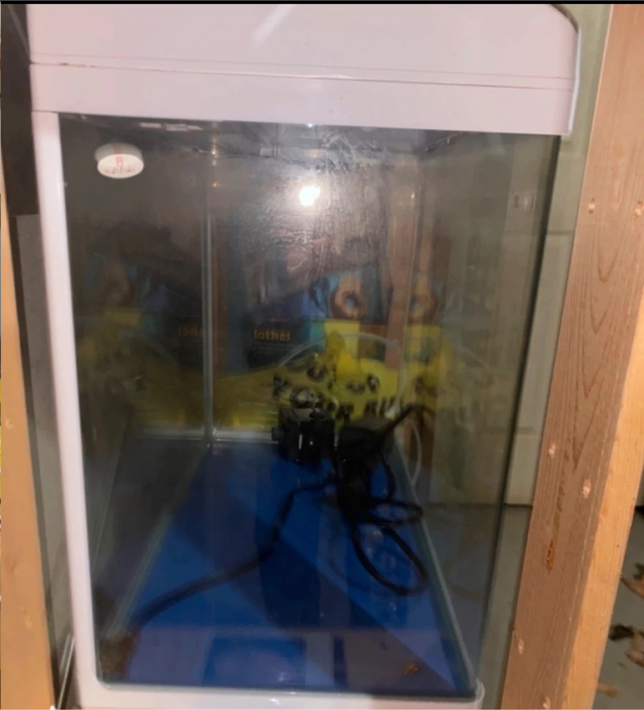 Aquarium with Gravel & Accessories - photo 3