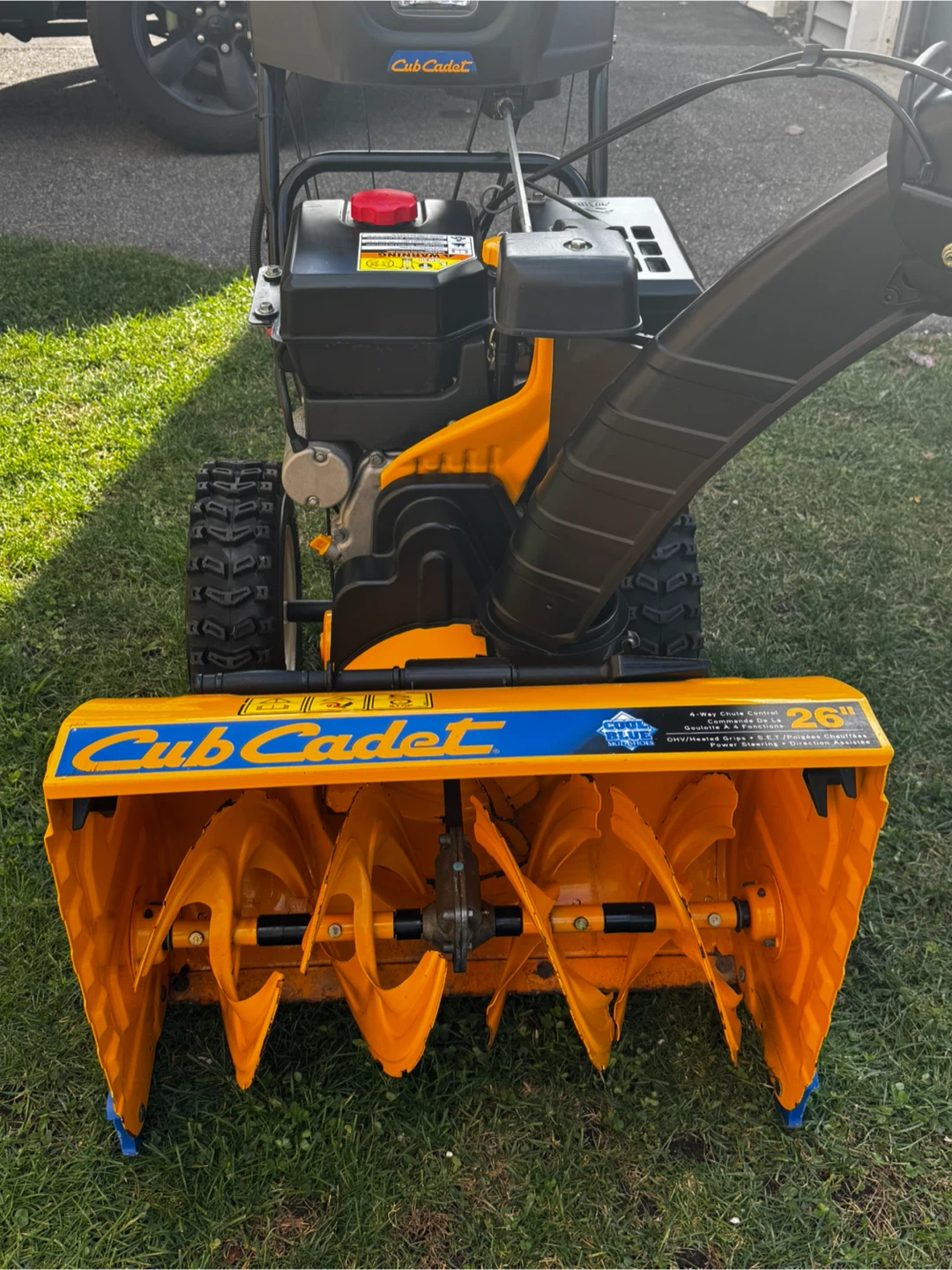 Cub Cadet 26" Snow Blower - photo 4