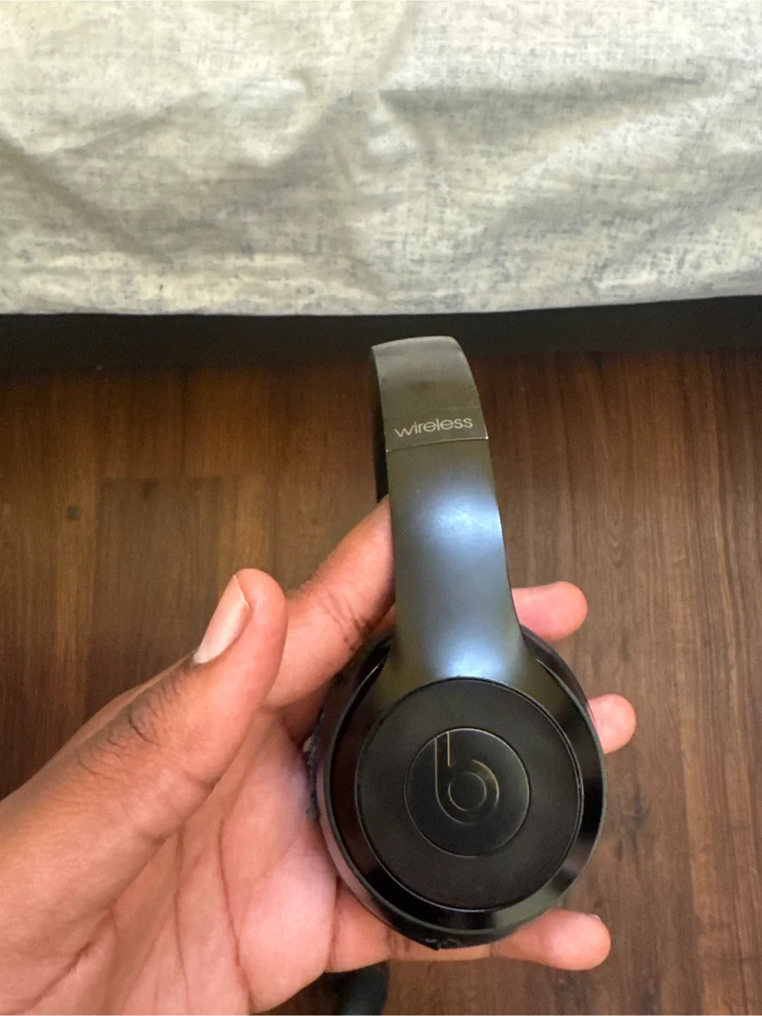 Beats solo 3 image indicator(2)