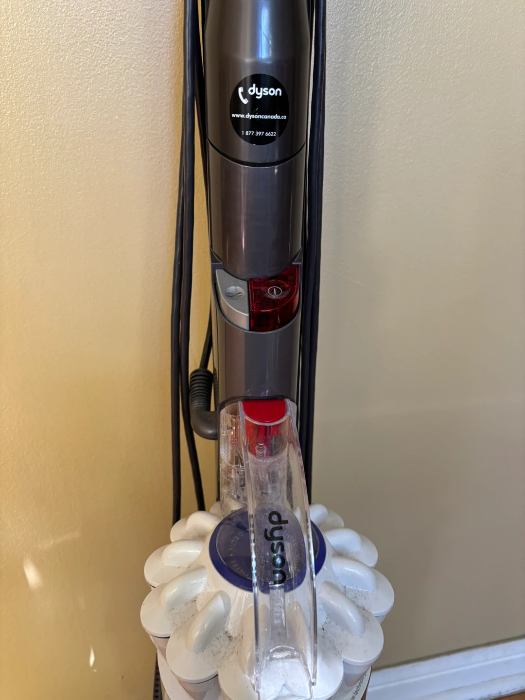 Dyson Upright Vacuum Cleaner - photo 2