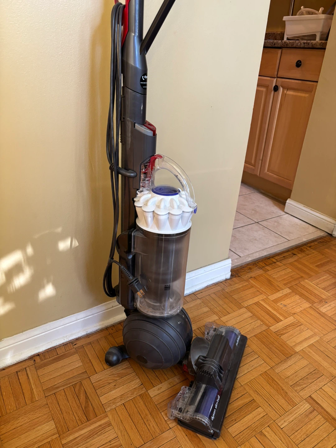 Dyson Upright Vacuum Cleaner