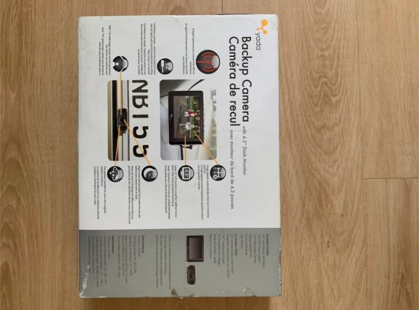 Yada Backup Camera with 4.3" Dash Monitor - photo 3
