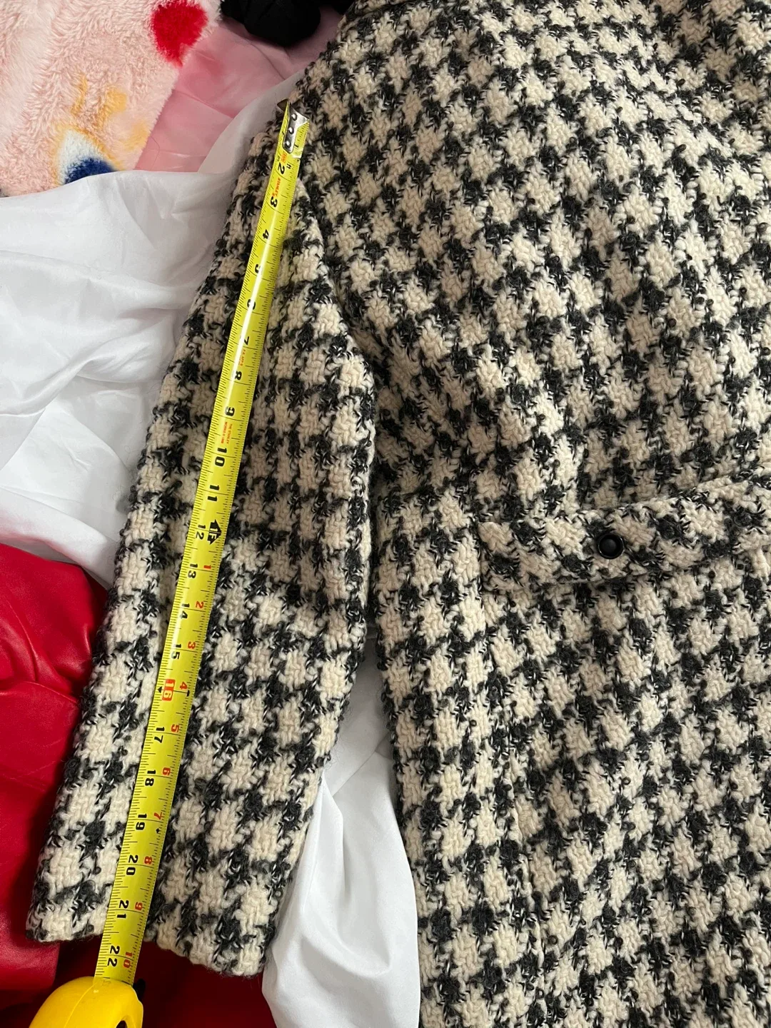 Vintage Bromleigh New York Houndstooth Coat image indicator(7)