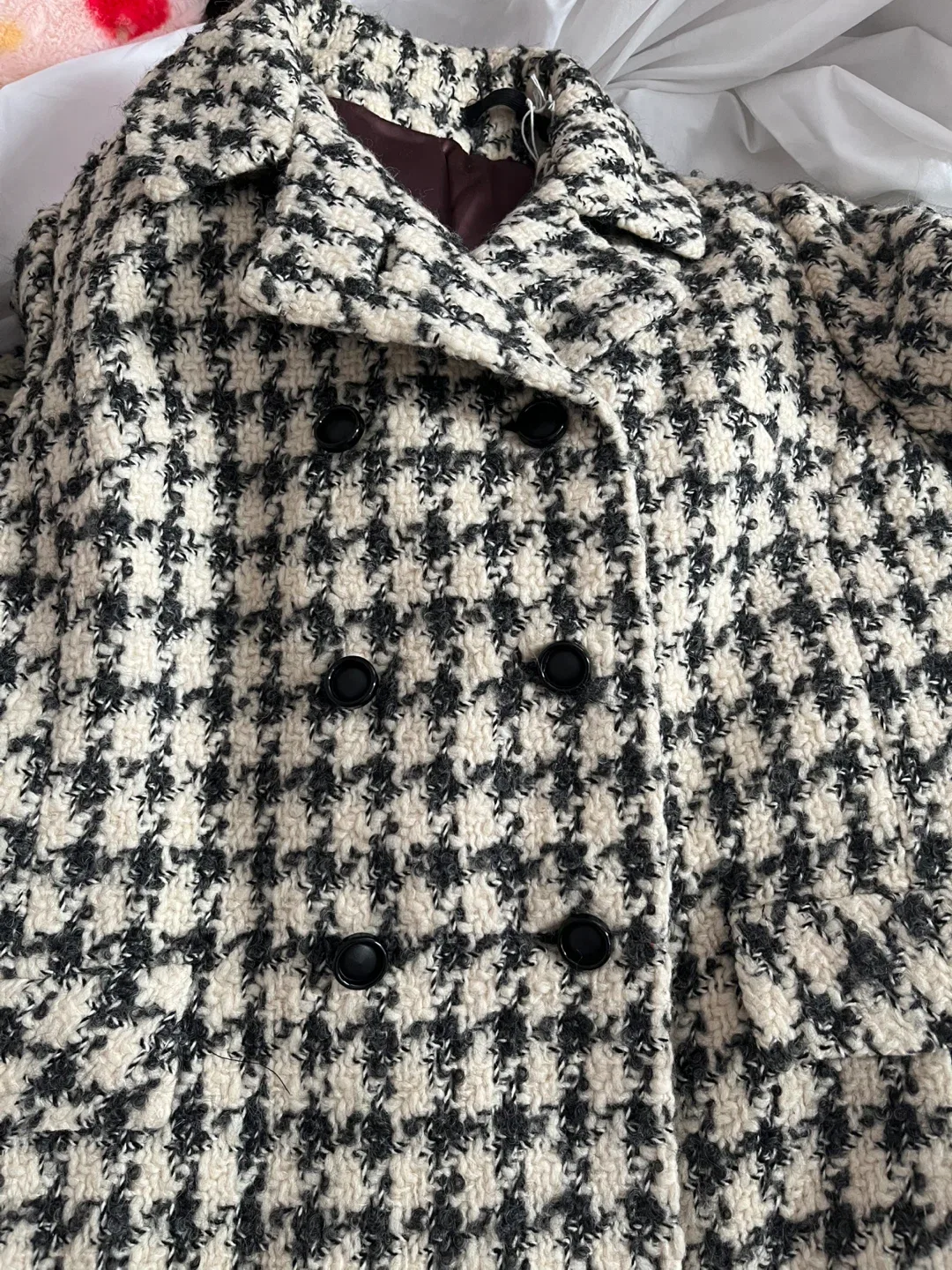 Vintage Bromleigh New York Houndstooth Coat image indicator(9)
