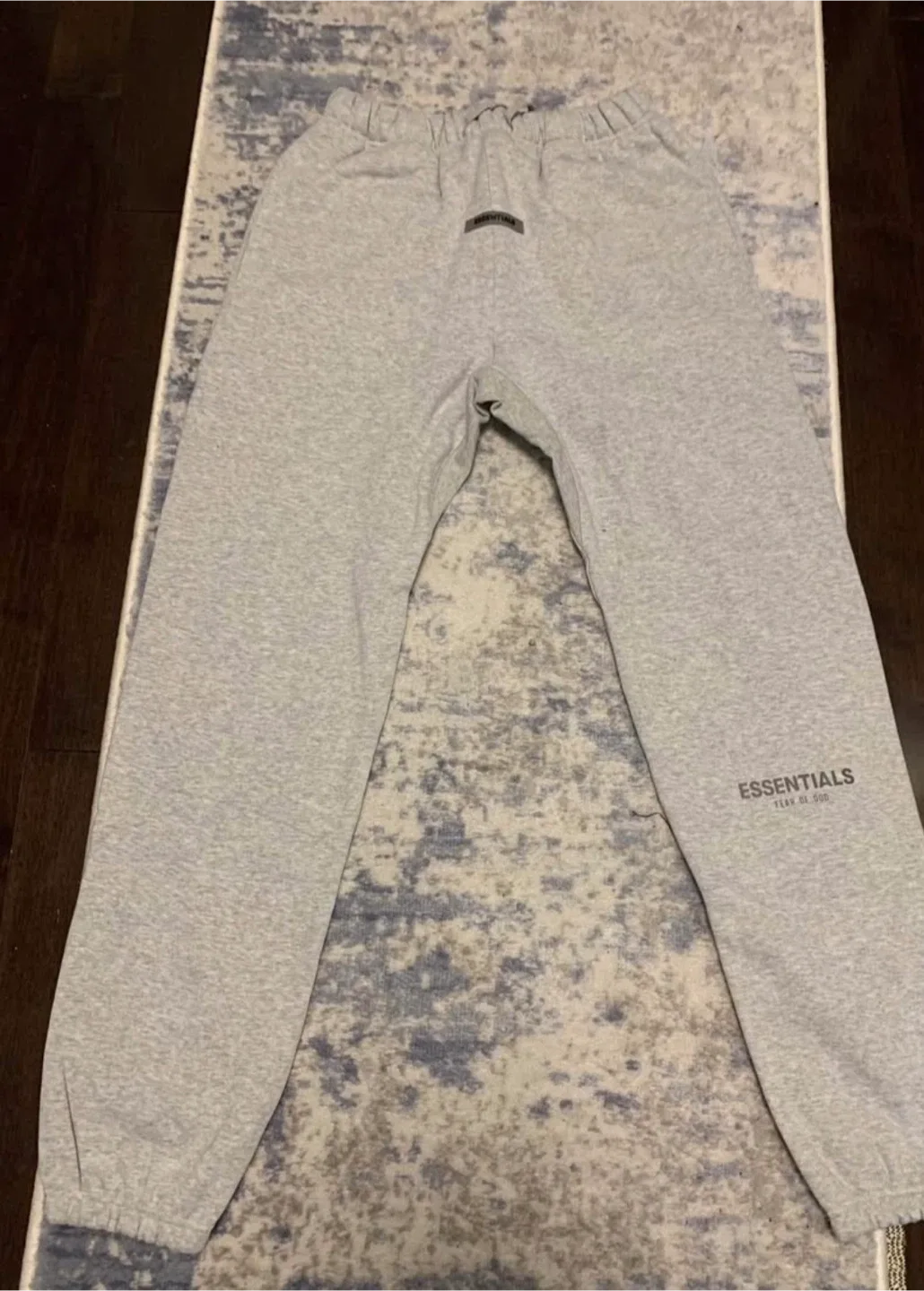 Essentials pants image indicator(2)