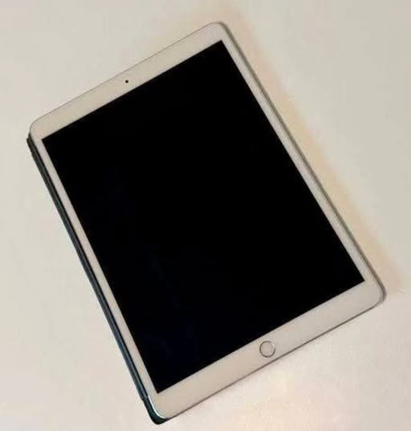 iPad Pro 10.5” + Pencil + Keyboard - photo 3