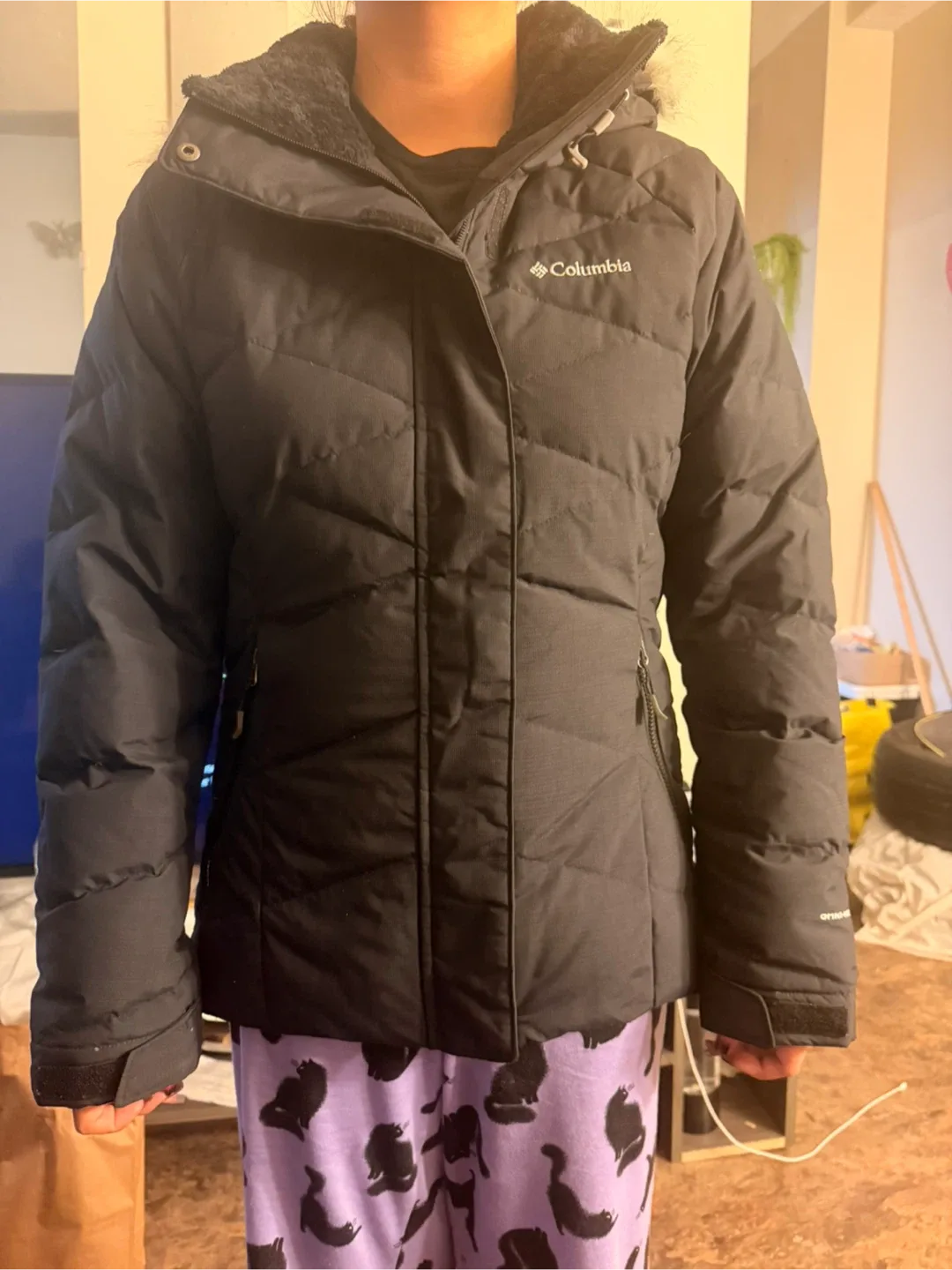 Columbia Black Winter Jacket with Fur Hood image indicator(4)