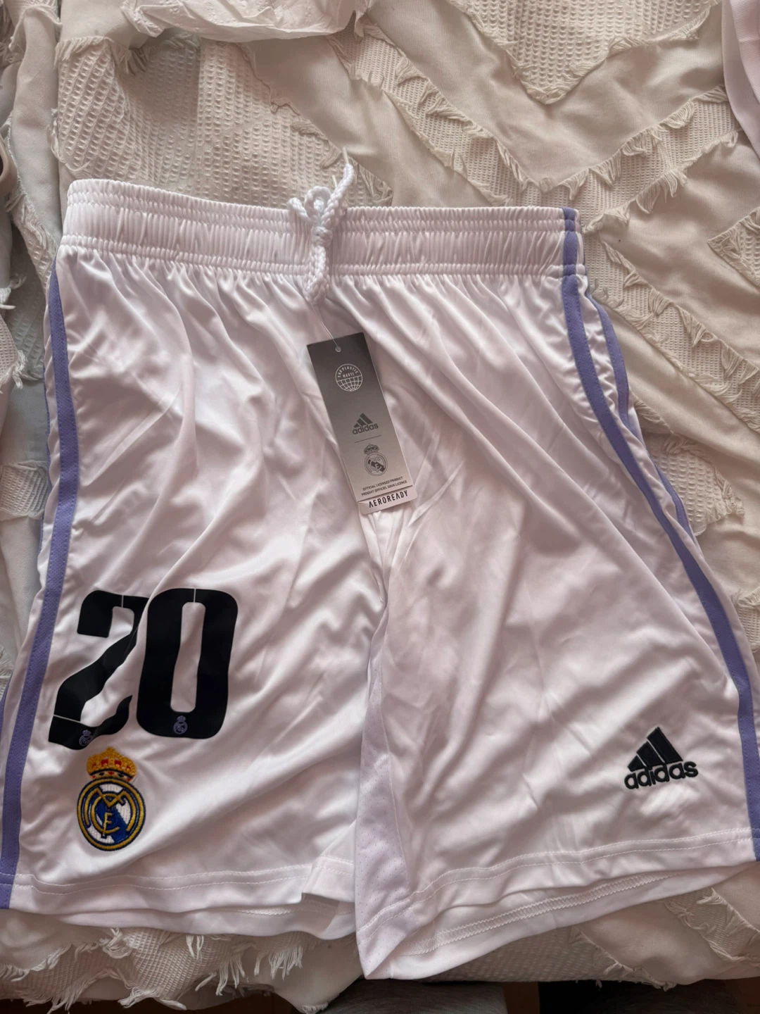 Real Madrid 22/23 Vini jr. Champions league jersey - photo 4