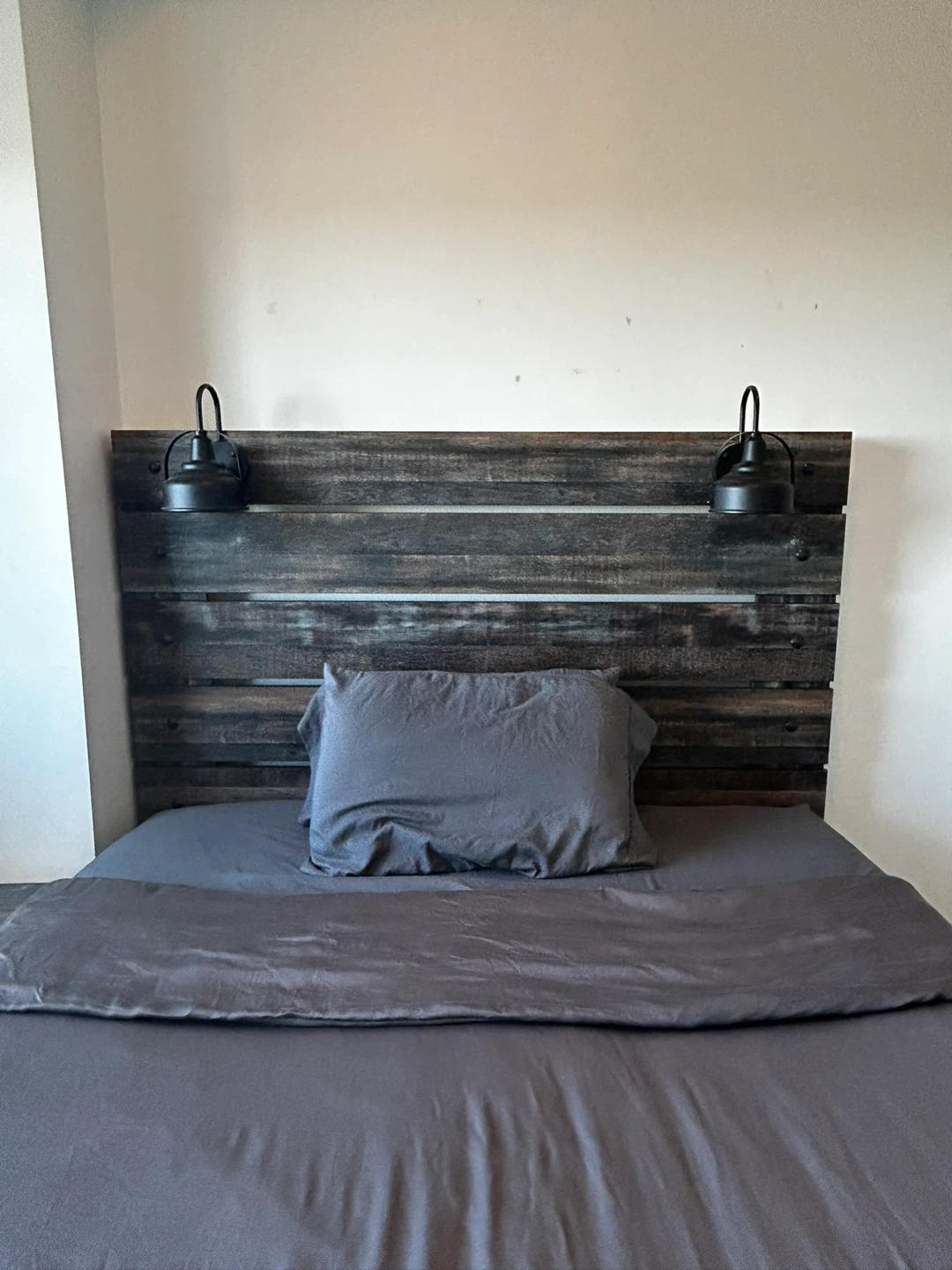 Ashley Queen Bed Frame - photo 2