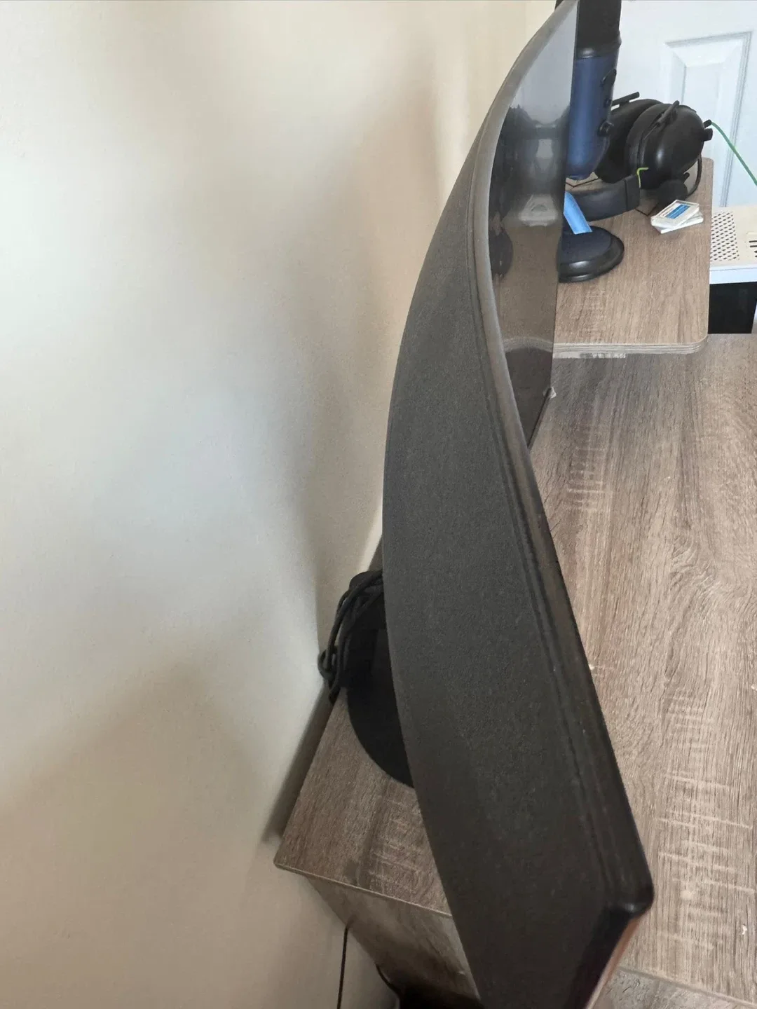 HP OMEN Desktop PC - White image indicator(10)