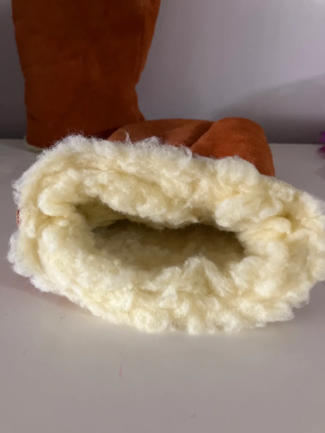 Suede Leather Mittens with Wool Lining image indicator(2)