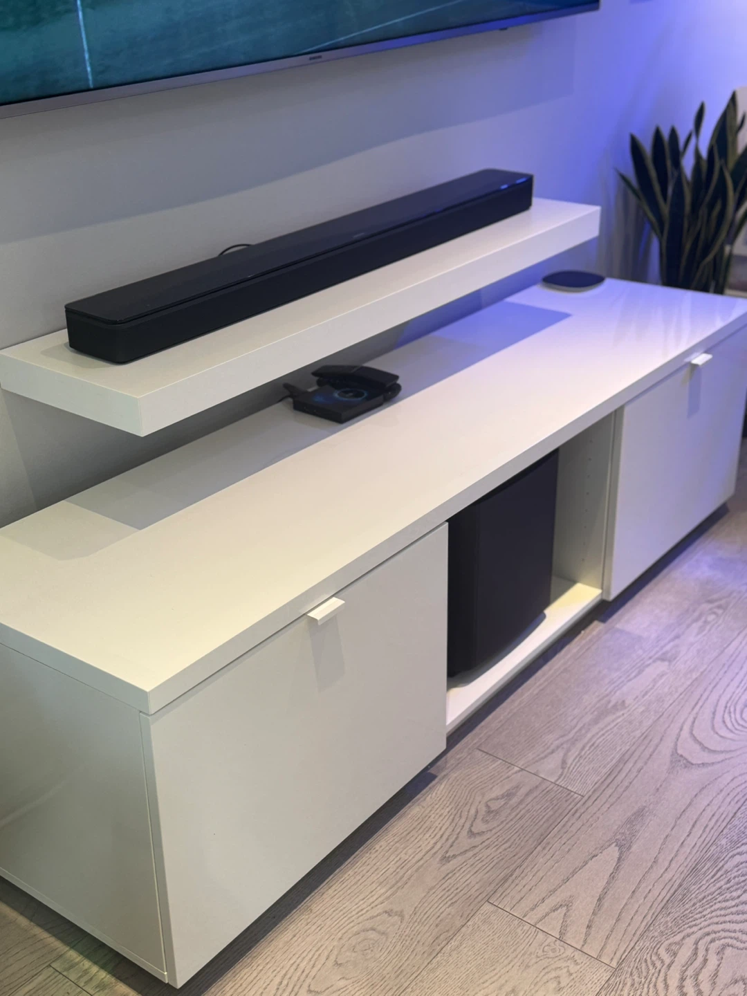 TV Stand/Bench unit - photo 4
