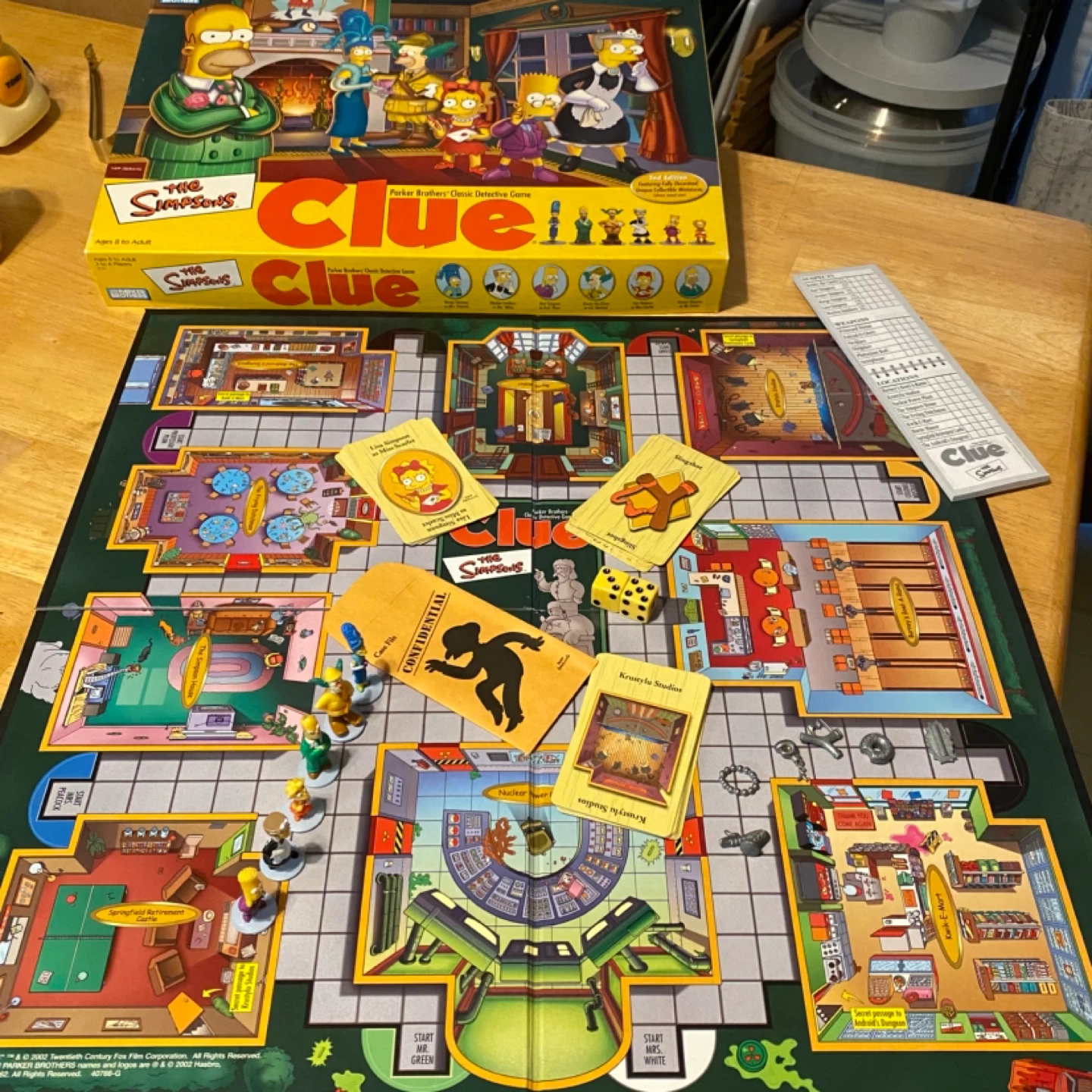 The Simpsons Clue Board Game. 2nd Edition. Complete Game. - photo 2