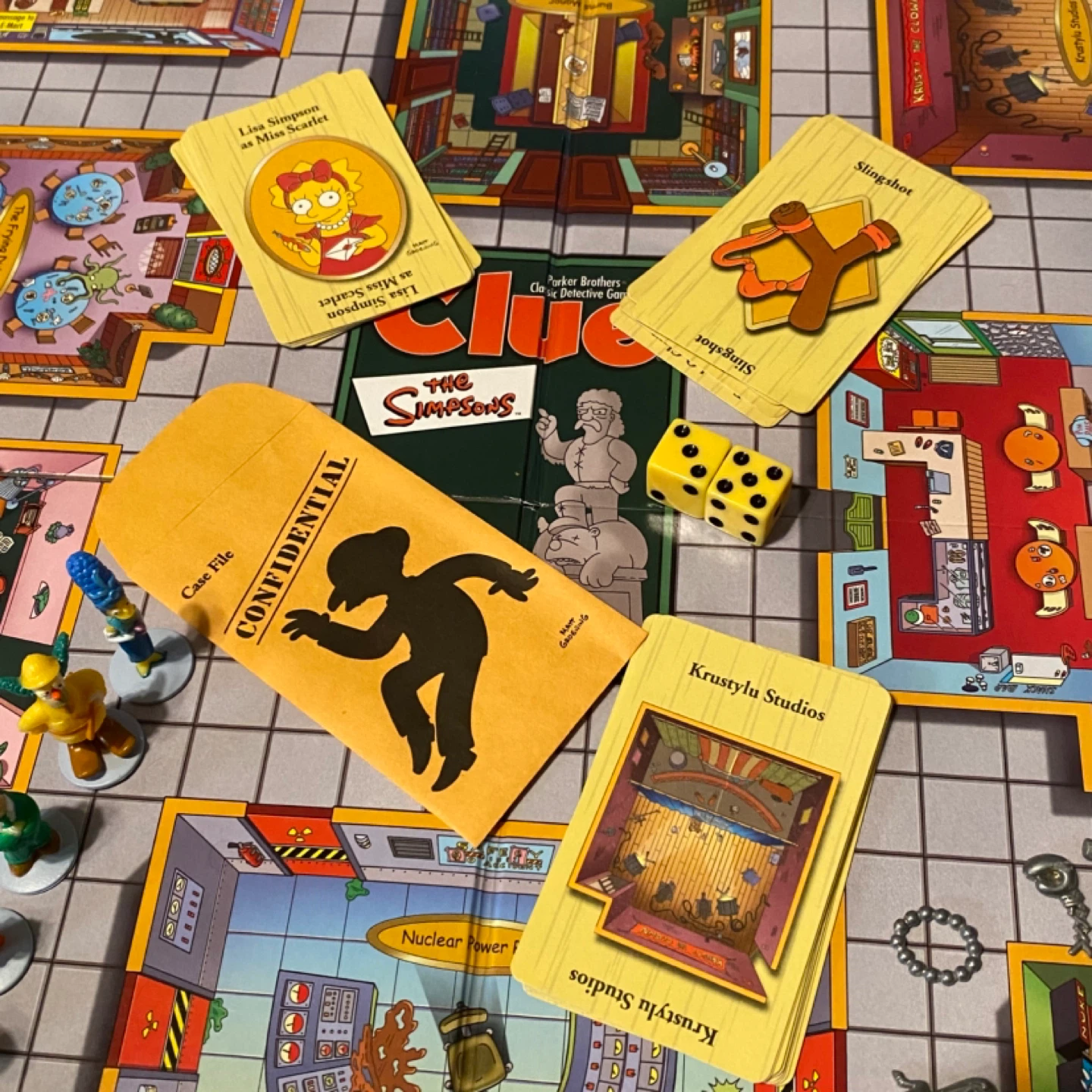 The Simpsons Clue Board Game. 2nd Edition. Complete Game. - photo 5
