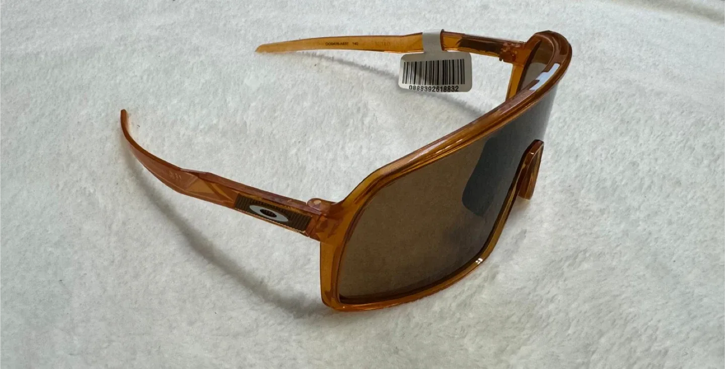 Oakley Sunglasses image indicator(4)