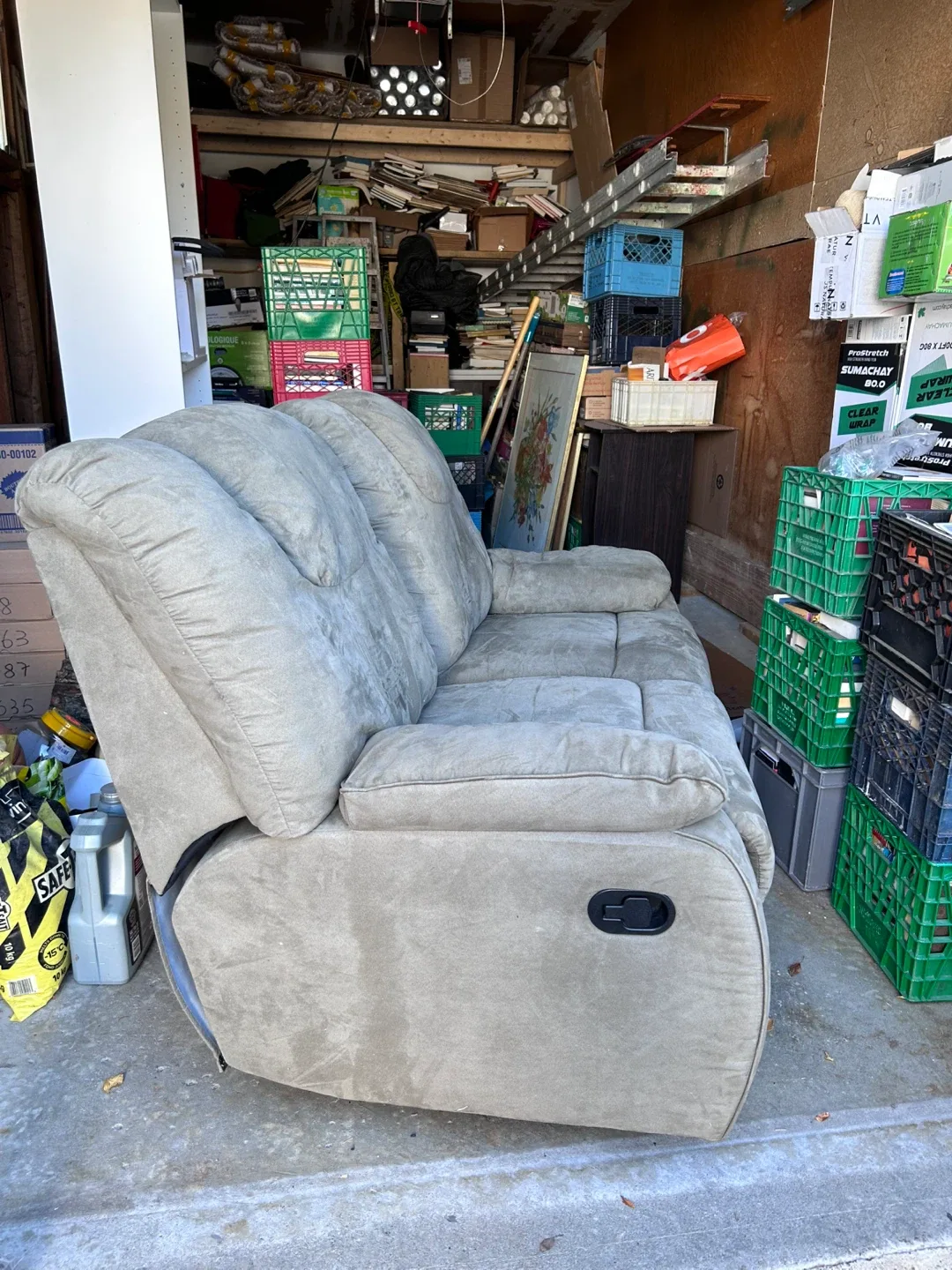 Brownish-Grey Reclining Loveseat （Fabric) image indicator(4)