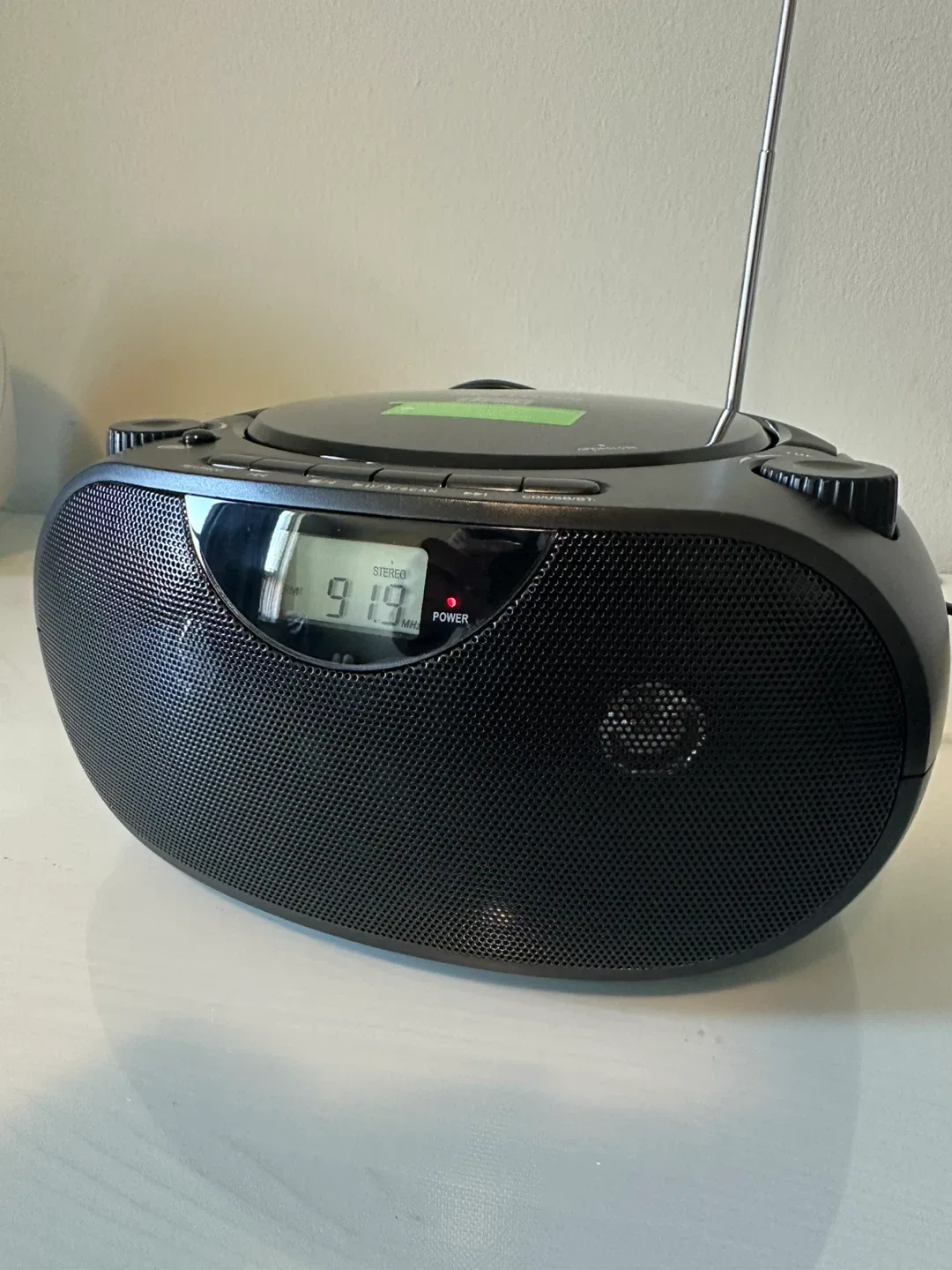 Nextron Portable Player Bluetooth Boombox with AM/FM Radio image indicator(4)