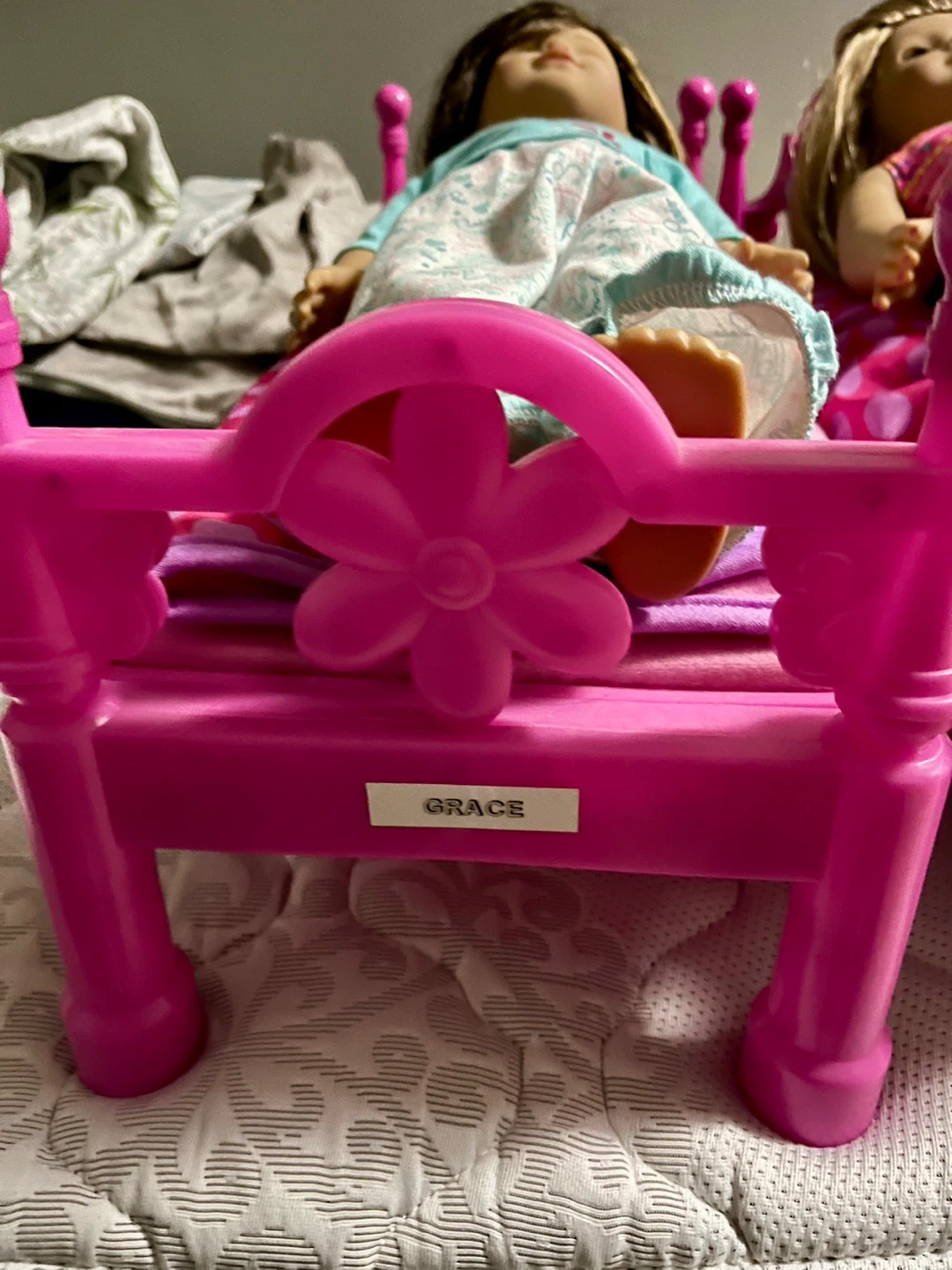 AMERICAN GIRL DOLLS with Accessories & Beds - photo 2