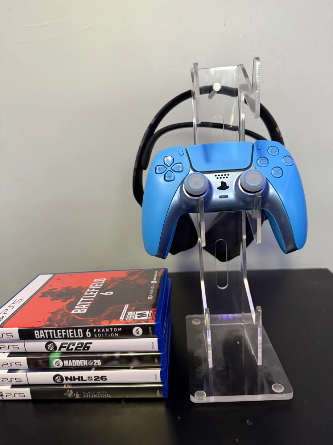 PlayStation 5 Console with Accessories - photo 3