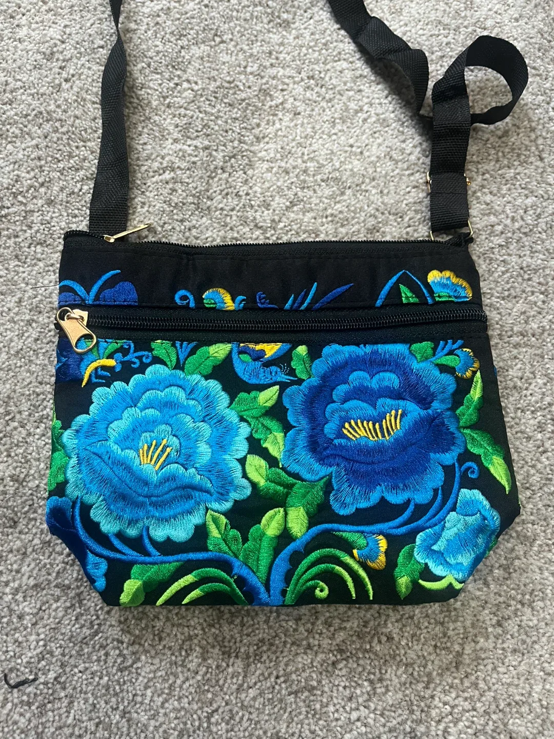 Embroidery purse