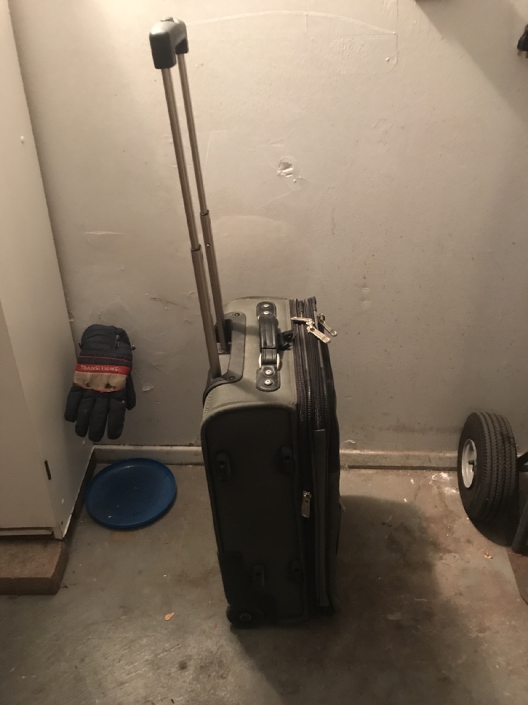 Kirkland Cordura Rolling Suitcase Preowned - photo 4