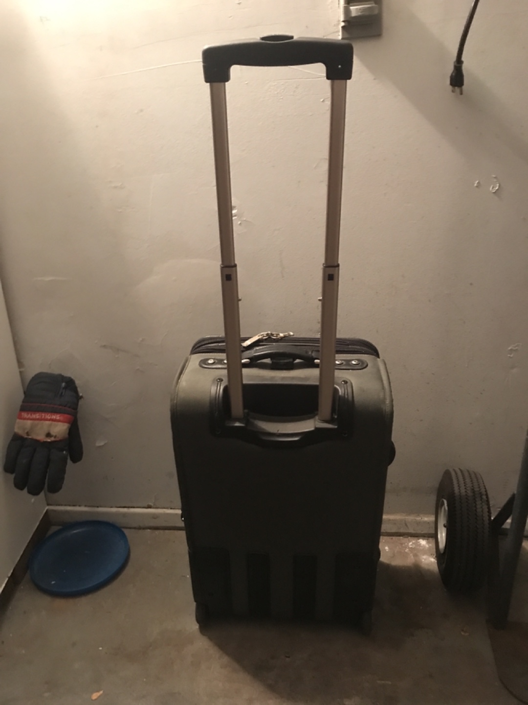 Kirkland Cordura Rolling Suitcase Preowned - photo 3
