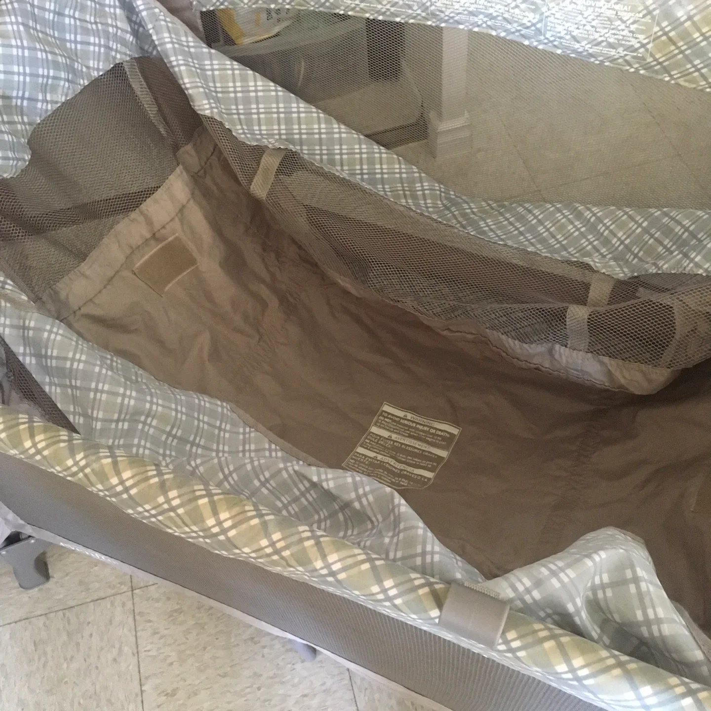 Evenflo Baby Suite 300 Playard image indicator(5)