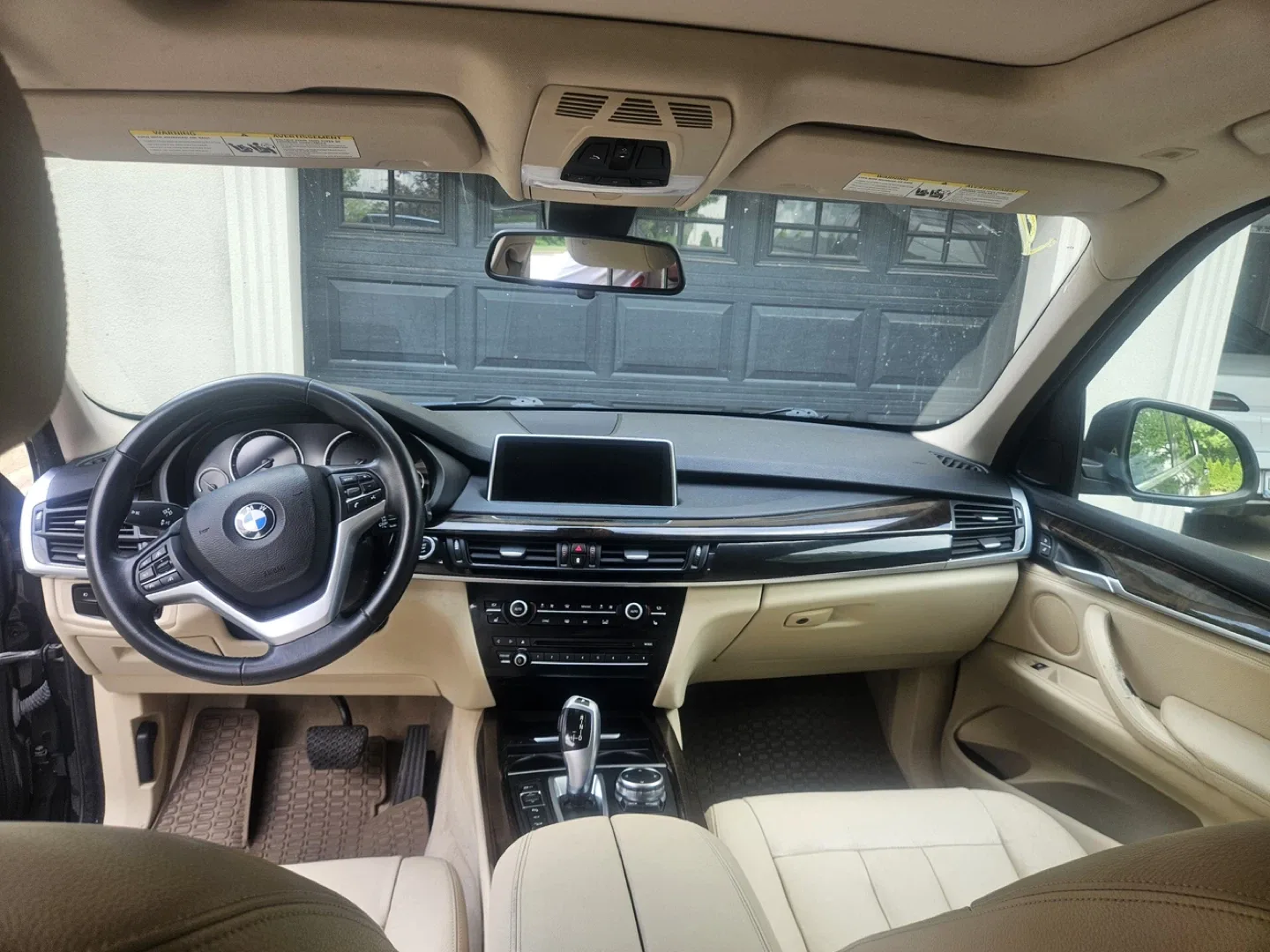 BMW X5 SUV image indicator(6)