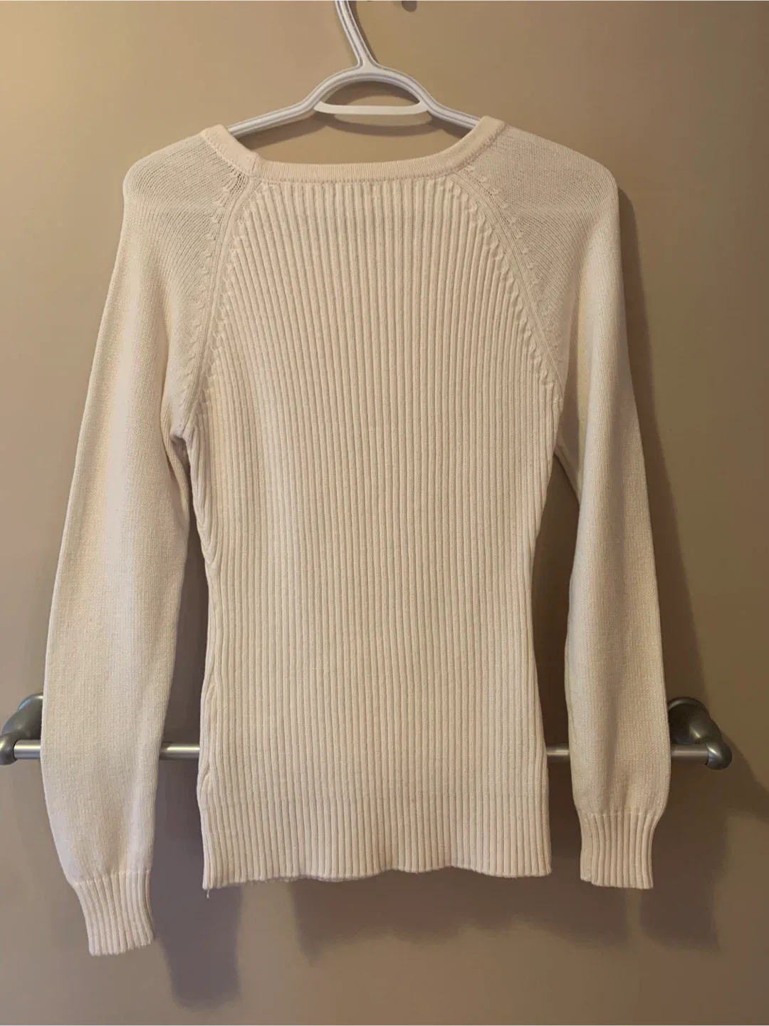 Guess Sweater - Size Small image indicator(2)