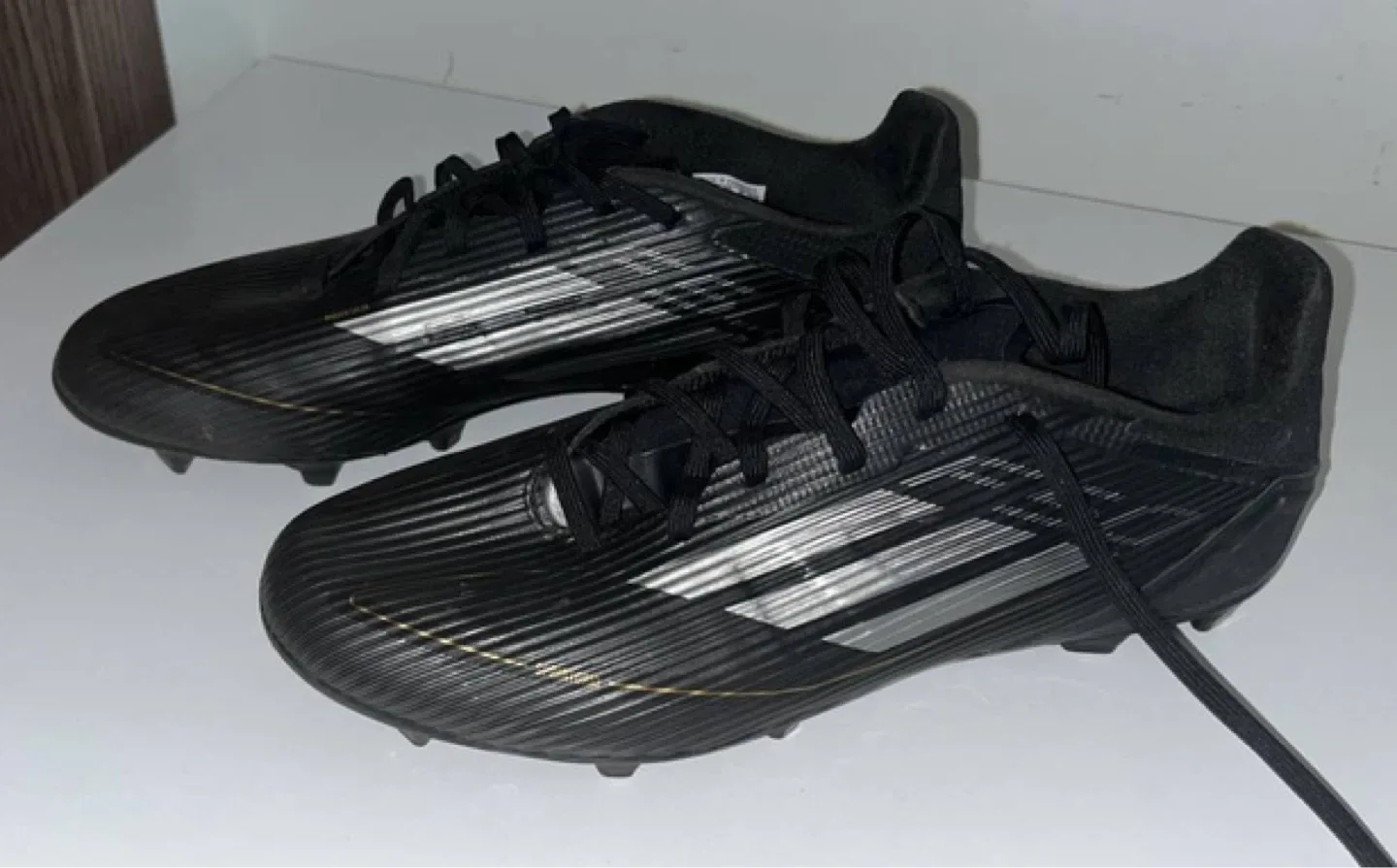 Adidas Soccer Cleats F50 - size 10 image indicator(3)