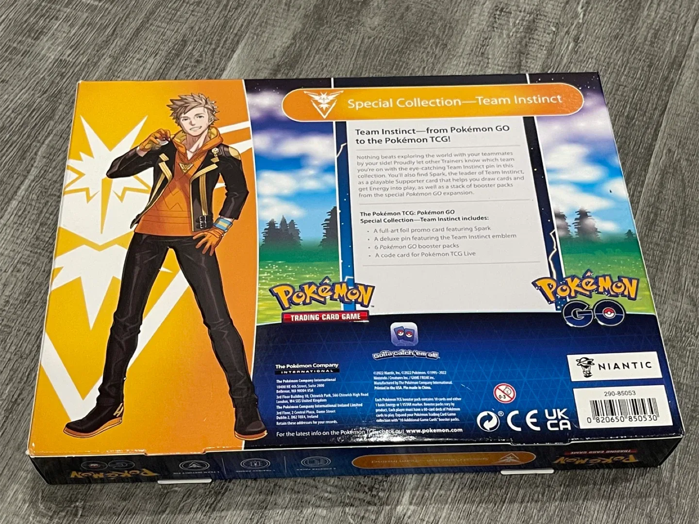 Pokémon GO Team Leaders Special Collection Bundle image indicator(3)