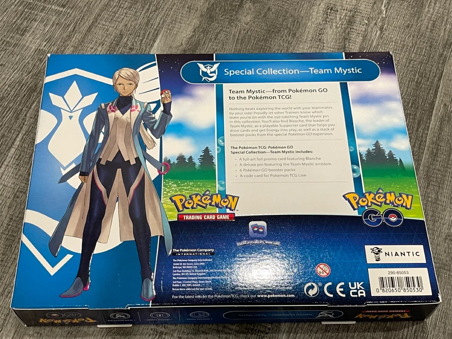 Pokémon GO Team Leaders Special Collection Bundle image indicator(5)