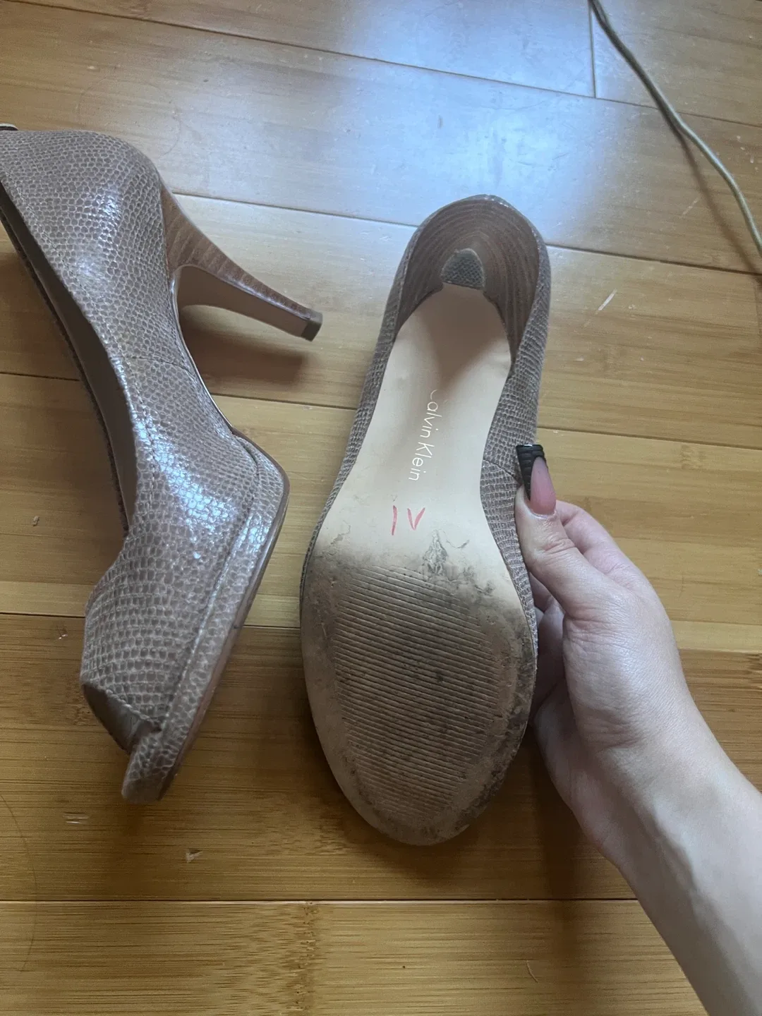 Calvin Klein Heels, Size 8-8.5 image indicator(3)