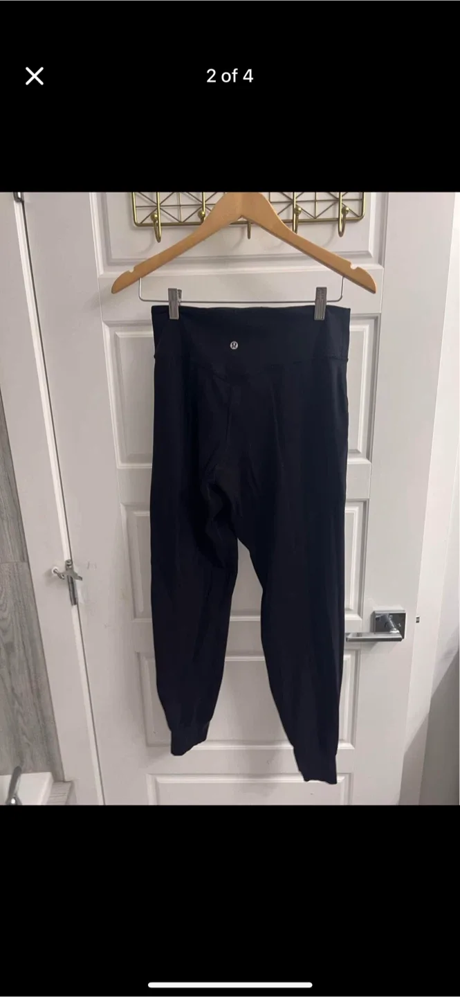 Lululemon Align High-Rise Jogger Black Size 8 image indicator(2)